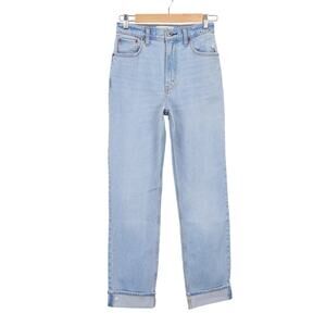 Abercrombie & Fitch Ultra High Rise Curve Love 90's Straight Cuffed Hem Jean 25